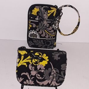 Vera Bradley "Carry It All" Wristlet - EUC